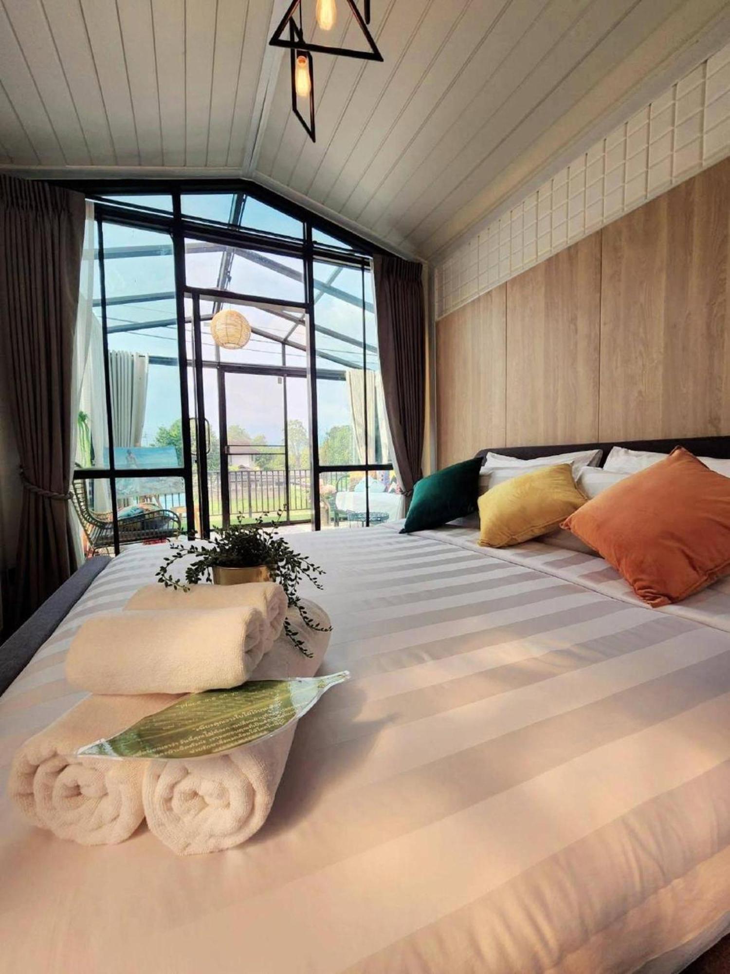 Capital O 75422 Million Pillows Chiang Mai Extérieur photo